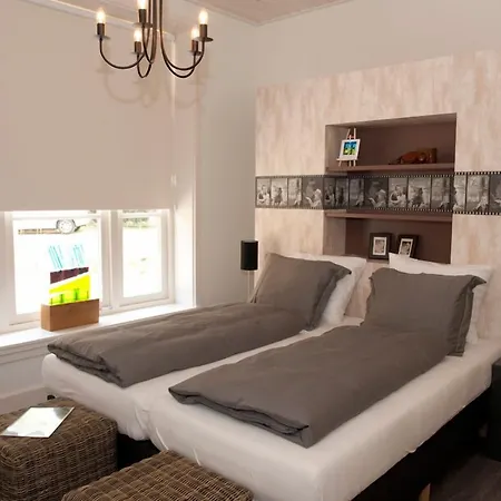 Erve Fakkert Bed & Breakfast 3*