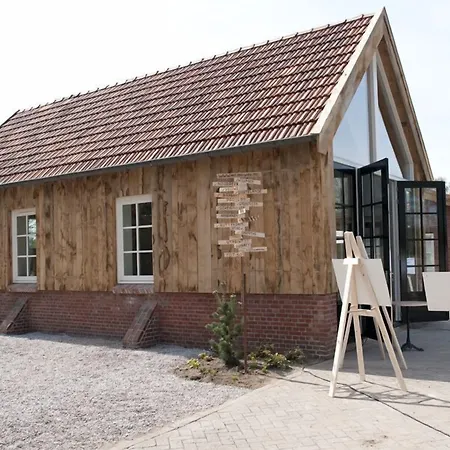 Bed & Breakfast Erve Fakkert 3*