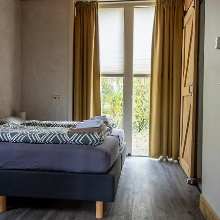 Erve Fakkert Bed and Breakfast 3*